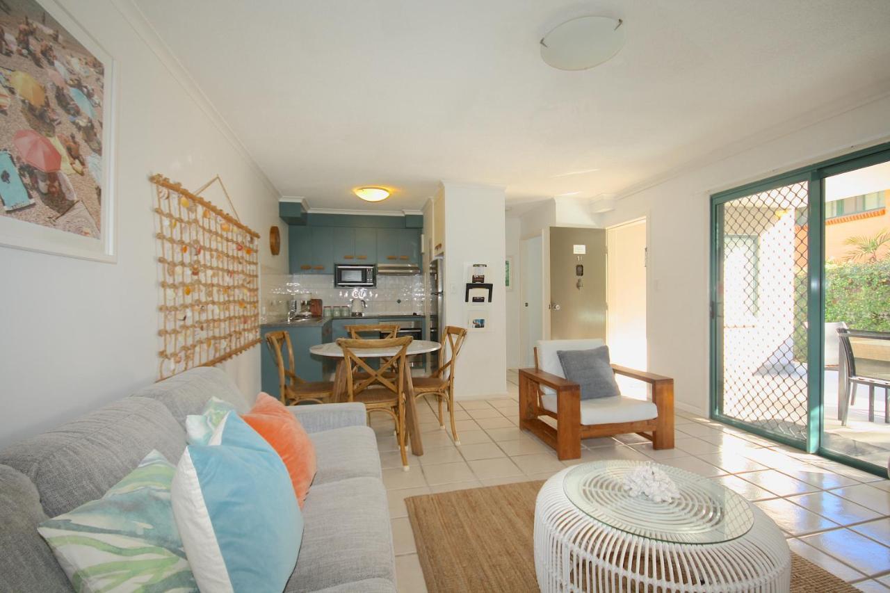 Aparthotel Cossies By The Sea à Byron Bay Extérieur photo