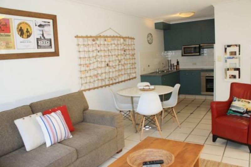 Aparthotel Cossies By The Sea à Byron Bay Extérieur photo